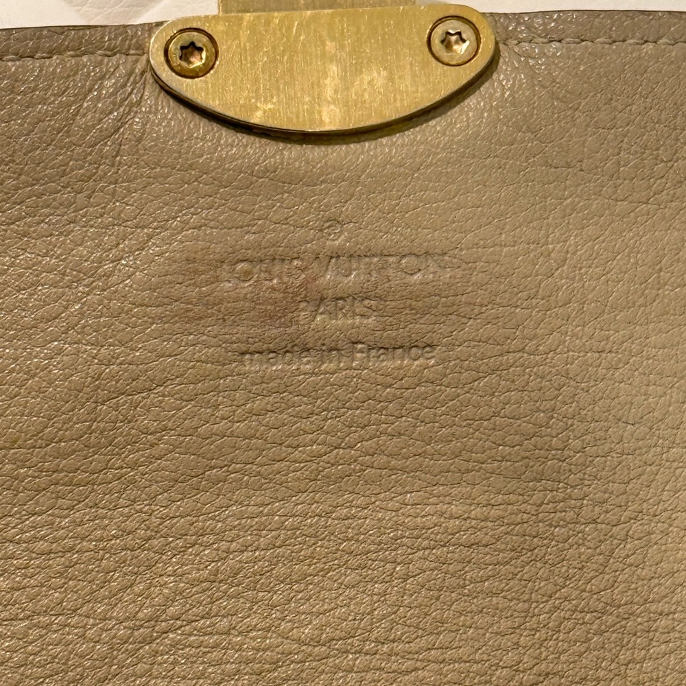 Louis Vuitton portefeuille iris mahina taupe Wallet- - Picture 7 of 13